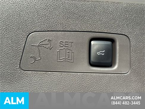 Used 2023 Lincoln Corsair Standard image 24