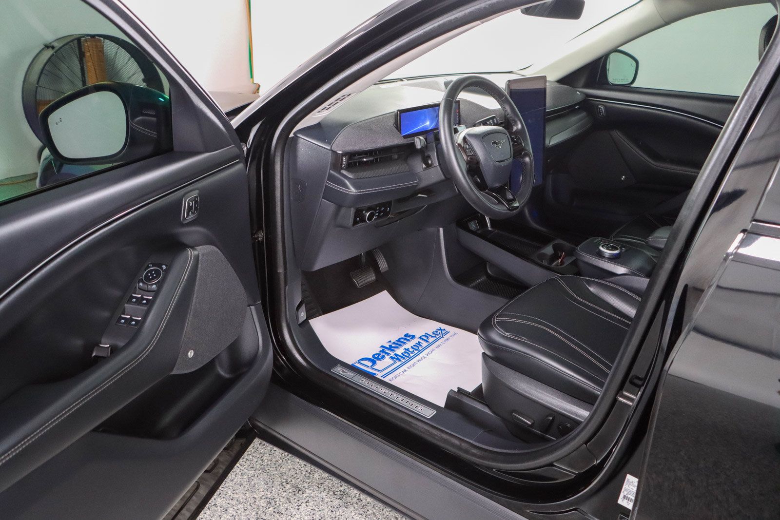 Used 2023 Ford Mustang Mach-E Premium RWD image 3