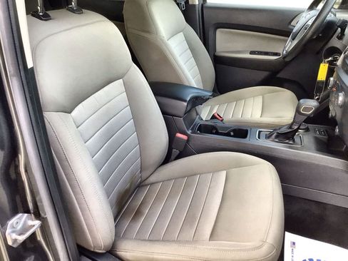 Used 2019 Ford Ranger XLT w/ FX4 Off-Road Package image 29