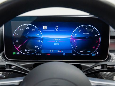 Used 2024 Mercedes-Benz CLE 300 4MATIC Coupe image 23