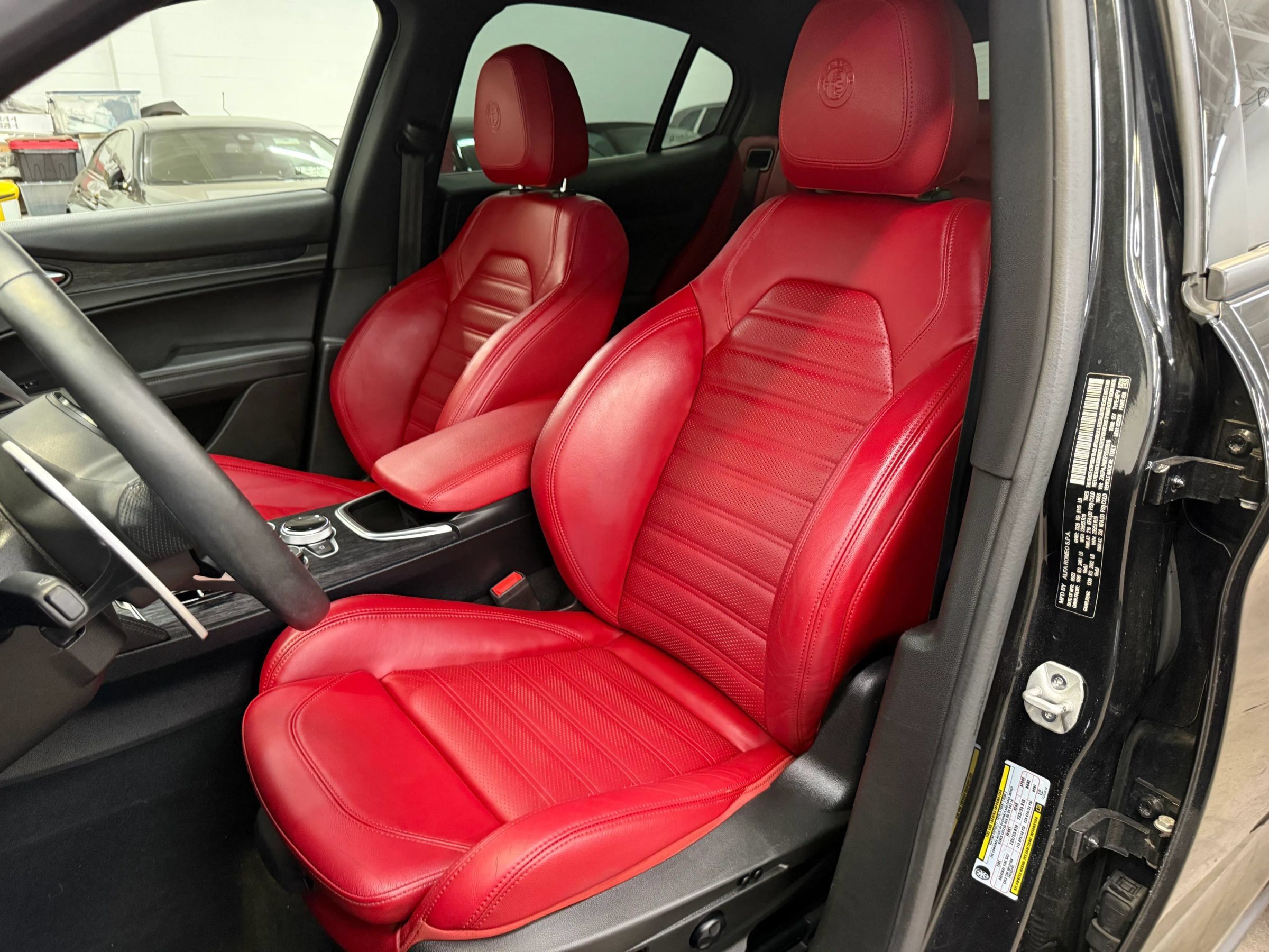 Used 2023 Alfa Romeo Stelvio Sprint RWD image 15