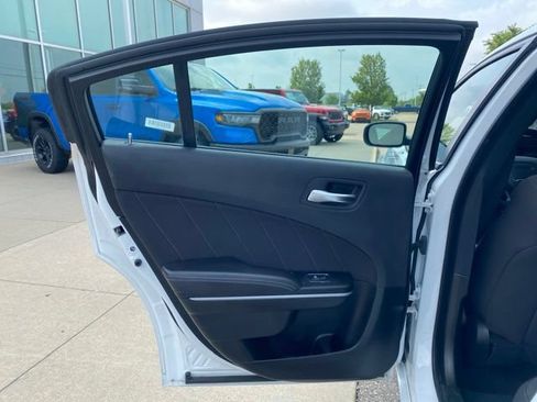Used 2023 Dodge Charger SXT RWD image 21