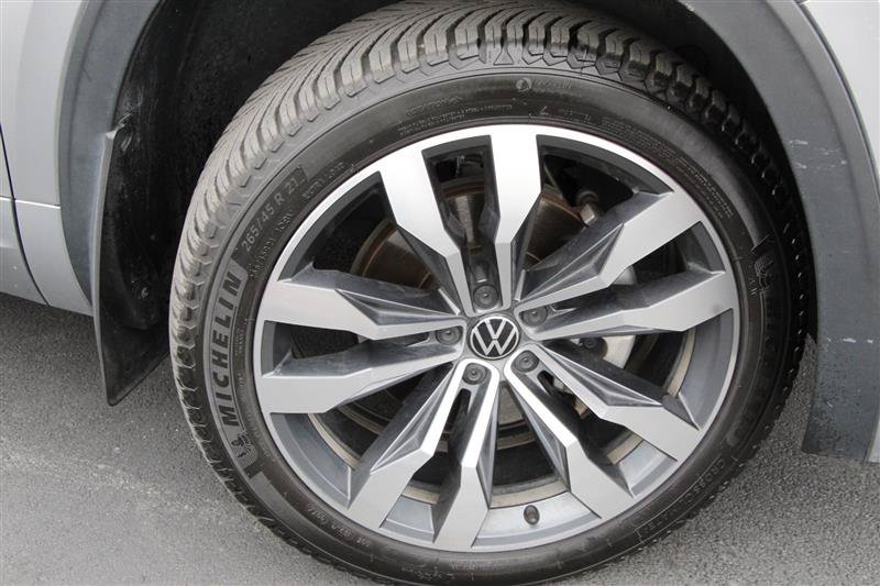 Used 2023 Volkswagen Atlas SEL Premium AWD/4WD image 44