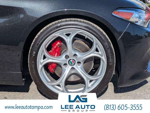 Used 2021 Alfa Romeo Giulia Ti Sport RWD image 8