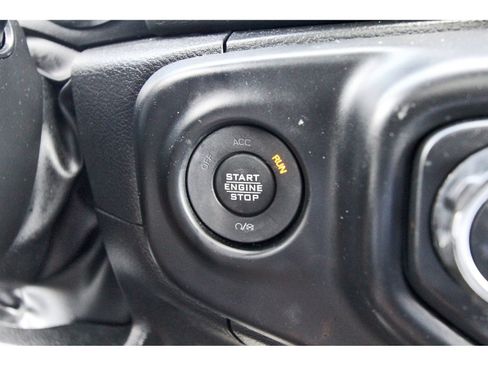 Used 2023 Jeep Wrangler Unlimited Sahara AWD/4WD image 19