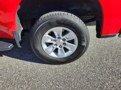 Used 2024 Chevrolet Silverado 1500 LT w/ Protection Package image 8