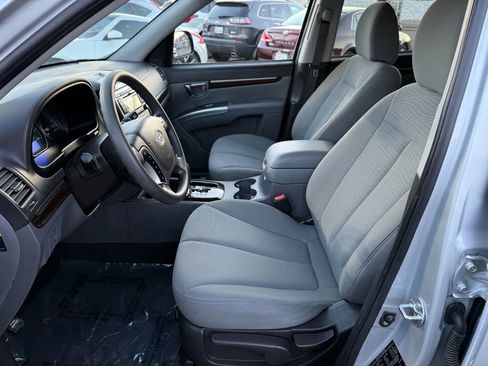 Used 2010 Hyundai Santa Fe GLS AWD/4WD image 12