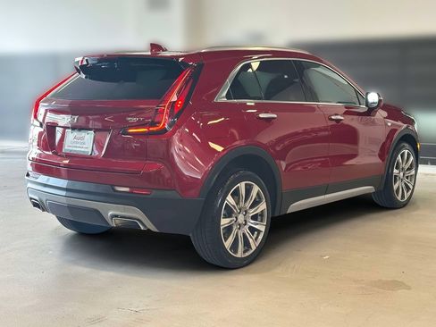 Used 2023 Cadillac XT4 Premium Luxury AWD/4WD image 4