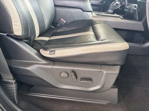 Used 2019 Ford F150 XLT w/ Equipment Group 302A Luxury AWD/4WD image 13