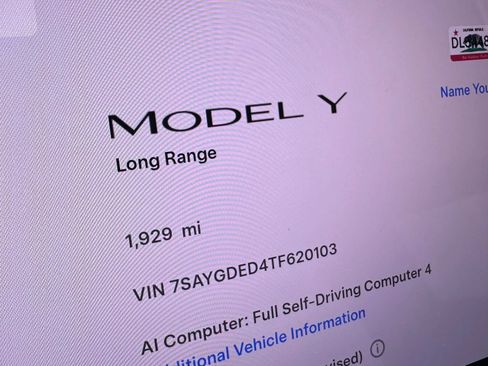 Used 2026 Tesla Model Y 2WD image 28