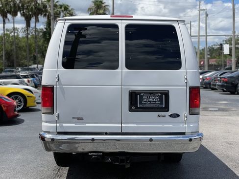 Used 2013 Ford E-350 and Econoline 350 XLT image 14