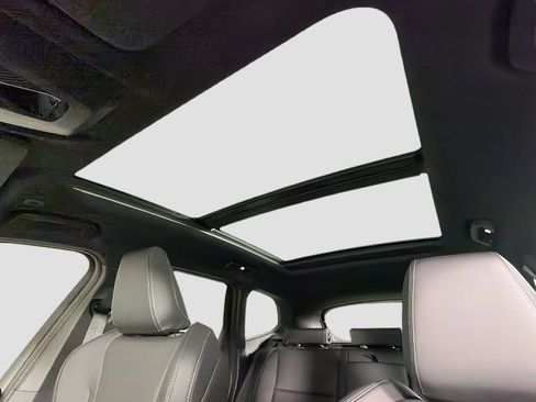 New 2026 BMW X1 xDrive28i w/ Convenience Package image 21