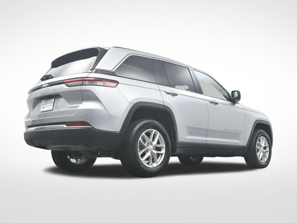 Used 2025 Jeep Grand Cherokee Laredo X AWD/4WD image 43