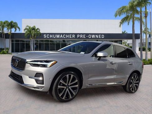 Used 2023 Volvo XC60 B5 Ultimate w/ Protection Package Premier AWD/4WD image 3