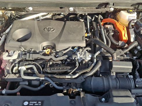 Used 2024 Toyota RAV4 XLE image 28