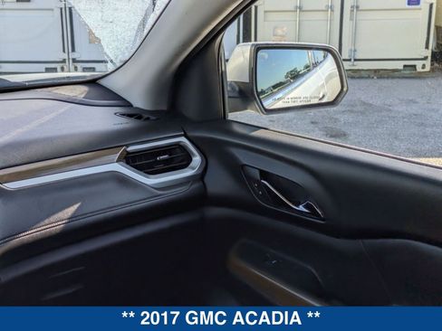 Used 2017 GMC Acadia SLE image 19