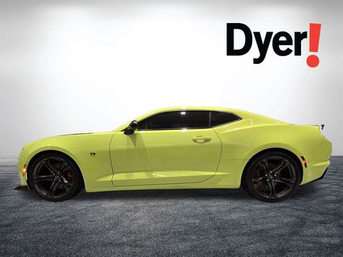 Used 2020 Chevrolet Camaro SS image 9