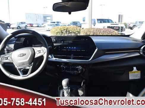 New 2026 Chevrolet Trax ACTIV w/ Sunroof Package image 3