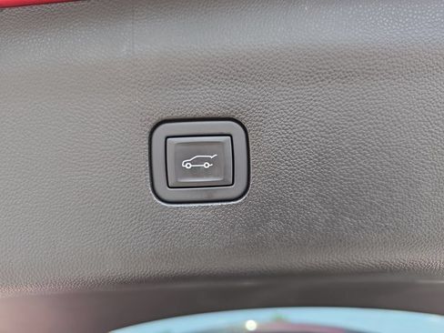 Used 2023 Buick Enclave Essence w/ Sport Touring Edition AWD/4WD image 14