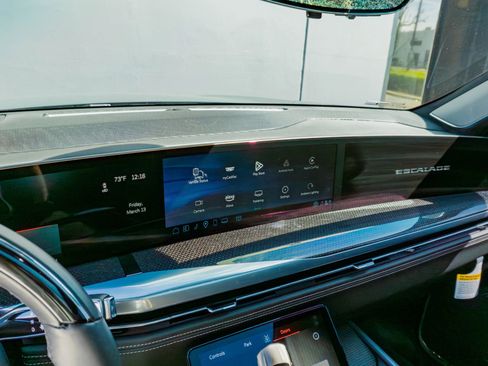Used 2025 Cadillac Escalade V w/ LPO, ONYX Package AWD/4WD image 71