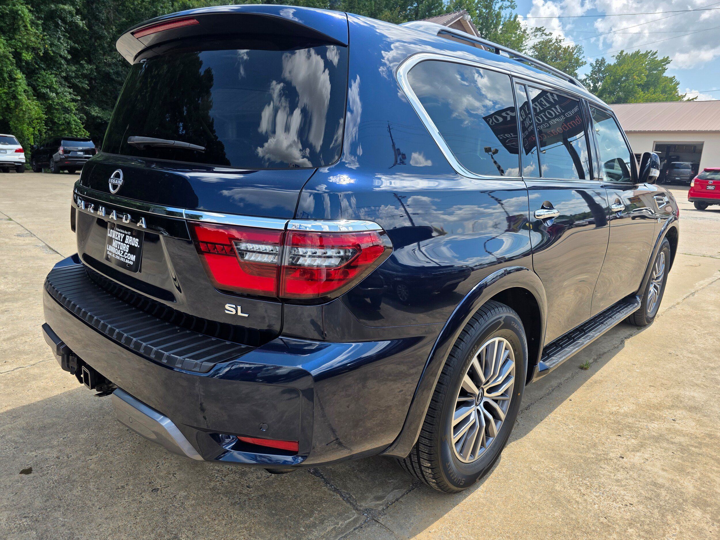 Used 2022 Nissan Armada SL RWD image 5
