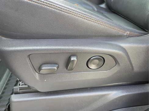 Certified 2025 GMC Sierra 1500 AT4 w/ AT4 Premium Package AWD/4WD image 14