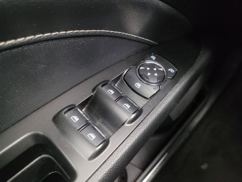 Used 2020 Ford Fusion Energi Titanium image 27