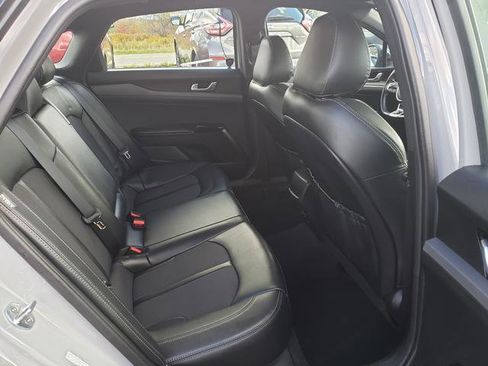 Used 2022 Kia K5 GT-Line image 13