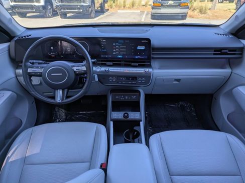 Used 2024 Hyundai Kona Limited image 16