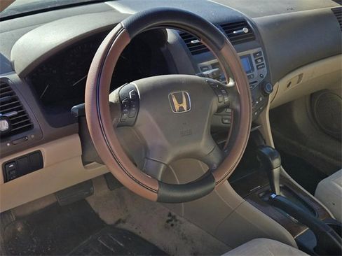Used 2007 Honda Accord EX image 10