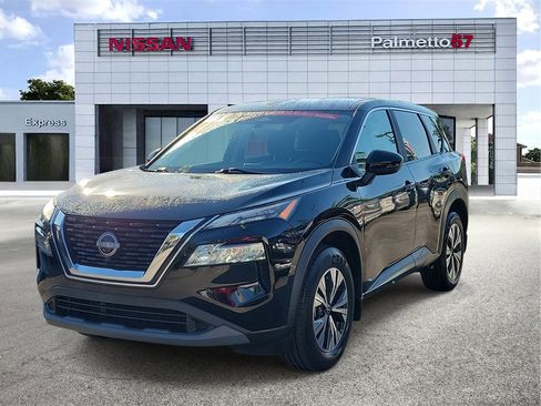 Certified 2023 Nissan Rogue SV image 3