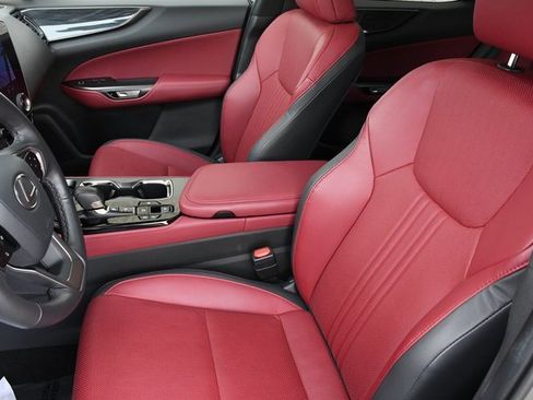 Used 2025 Lexus NX 350h AWD w/ Premium Package image 9