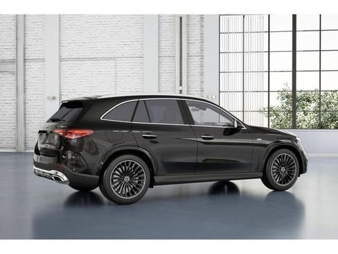 Certified 2026 Mercedes-Benz GLC 350e 4MATIC image 19