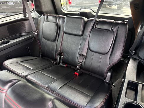 Used 2017 Dodge Grand Caravan GT FWD image 24