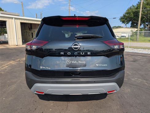 Used 2023 Nissan Rogue SV AWD/4WD image 4