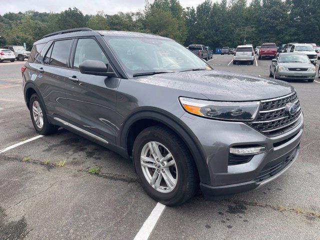 Used 2022 Ford Explorer XLT w/ Equipment Group 202A RWD image 7