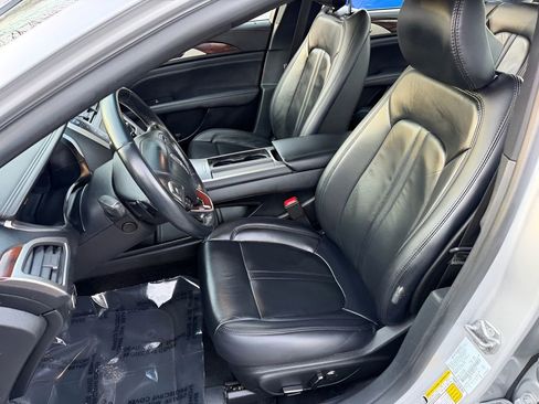 Used 2018 Lincoln MKZ Select w/ Select Plus Package image 19