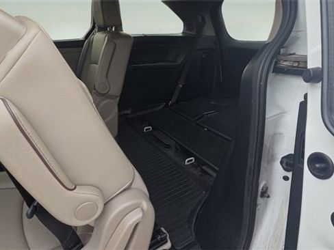 Used 2023 Honda Odyssey Elite image 19