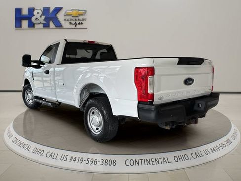 Used 2019 Ford F250 XL w/ Power Equipment Group RWD image 4