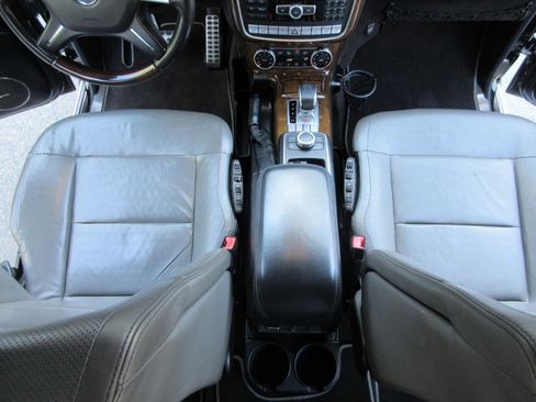 Used 2015 Mercedes-Benz G 550 image 18