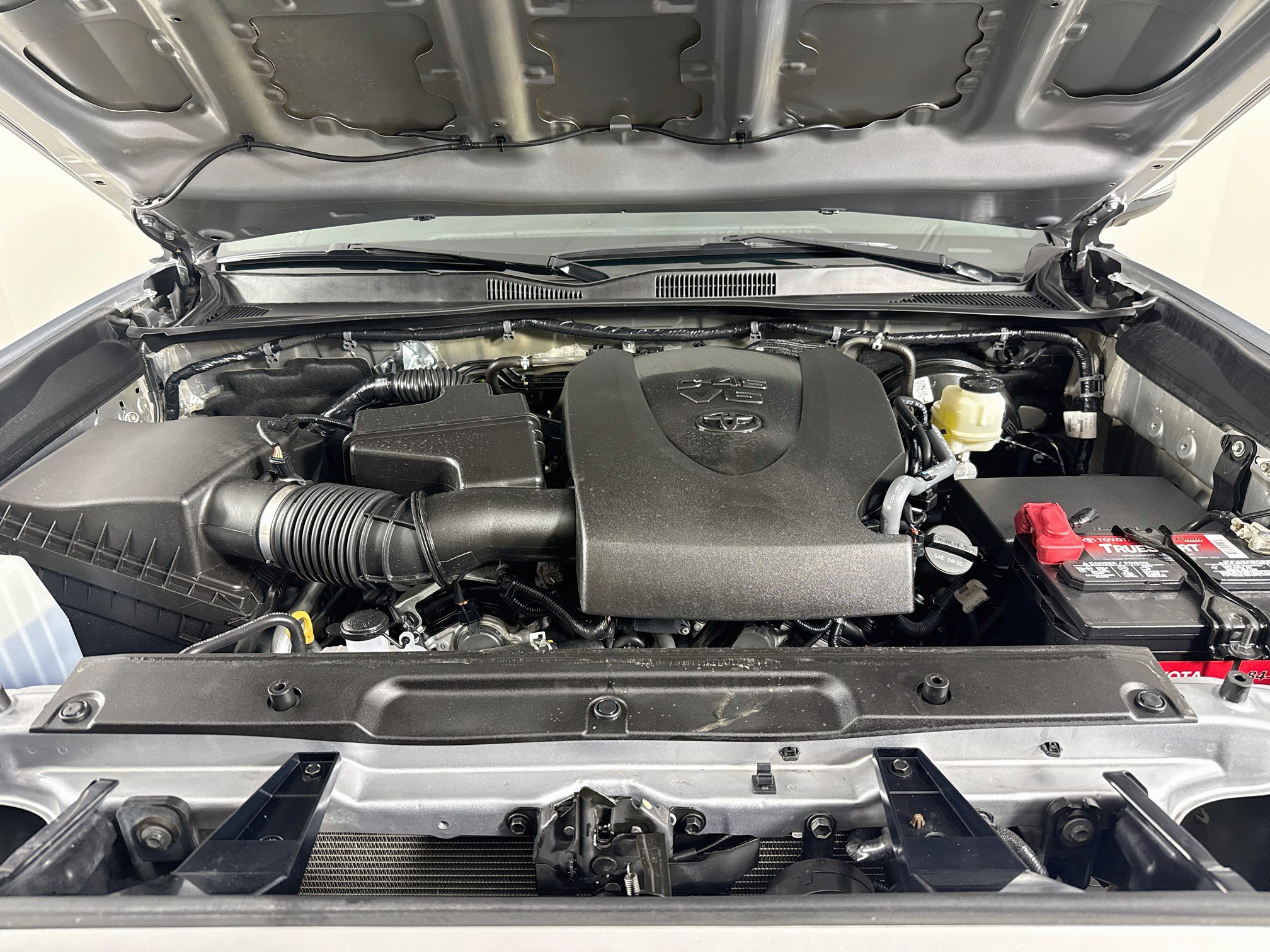 Certified 2021 Toyota Tacoma Limited AWD/4WD image 33