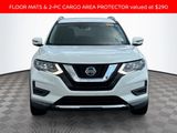 Used 2020 Nissan Rogue SV image 2
