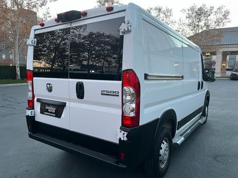 Used 2023 RAM ProMaster 2500 image 7