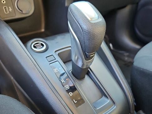 Used 2024 Nissan Kicks S image 20