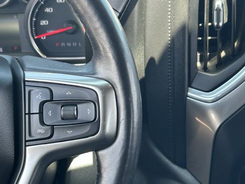 Certified 2021 Chevrolet Silverado 1500 LT AWD/4WD image 24