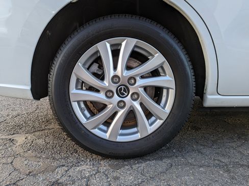 Used 2014 MAZDA MAZDA5 Sport image 51