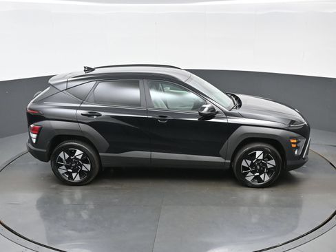Used 2025 Hyundai Kona SEL AWD/4WD image 38