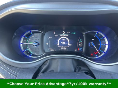 Certified 2022 Chrysler Pacifica Touring-L w/ S Appearance Package image 63