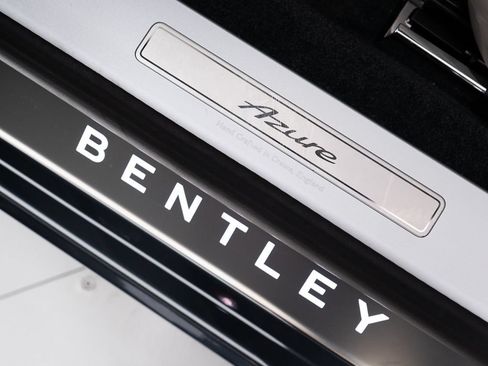 Used 2026 Bentley Flying Spur Plug-In Hybrid AWD/4WD image 13