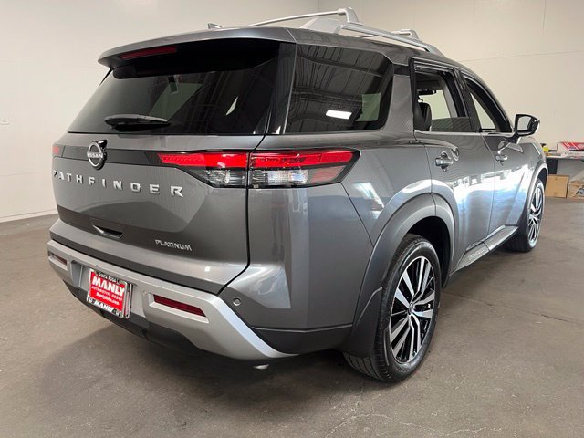Used 2023 Nissan Pathfinder Platinum w/ Cargo Package FWD image 3